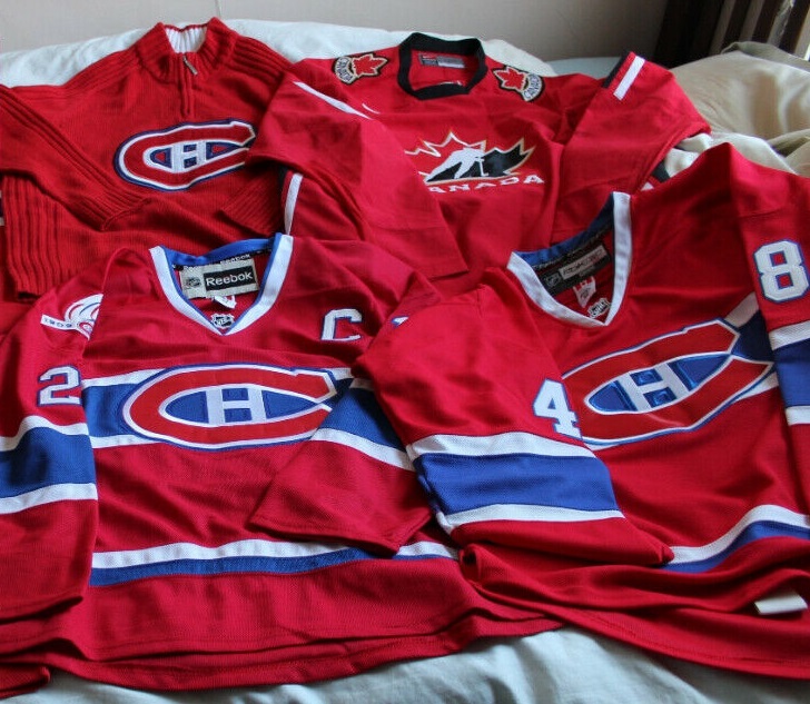 Chandails de hockey au Québec ou maillot de hockey en France