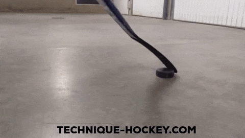 Comment apprendre a faire le michigan - Faire coller la rondelle sur la palette - Technique-Hockey