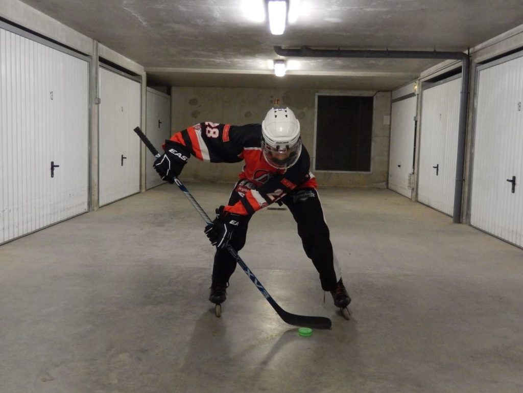 Recevoir une passe dans les patins - Statique avec la palette - Technique Hockey