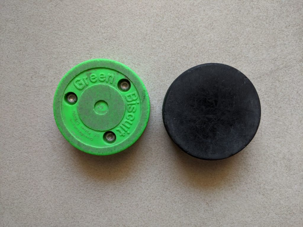Taille d'un Green Biscuit et d'une rondelle de hockey - Technique-Hockey